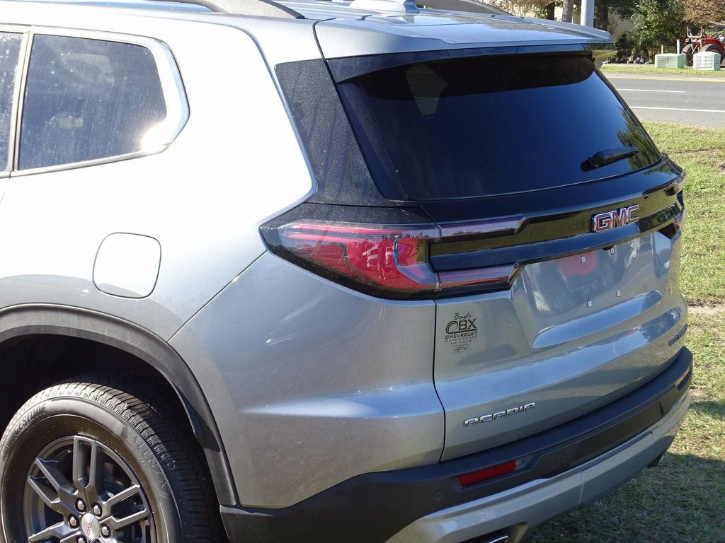 Used 2025 GMC Acadia Elevation image 33