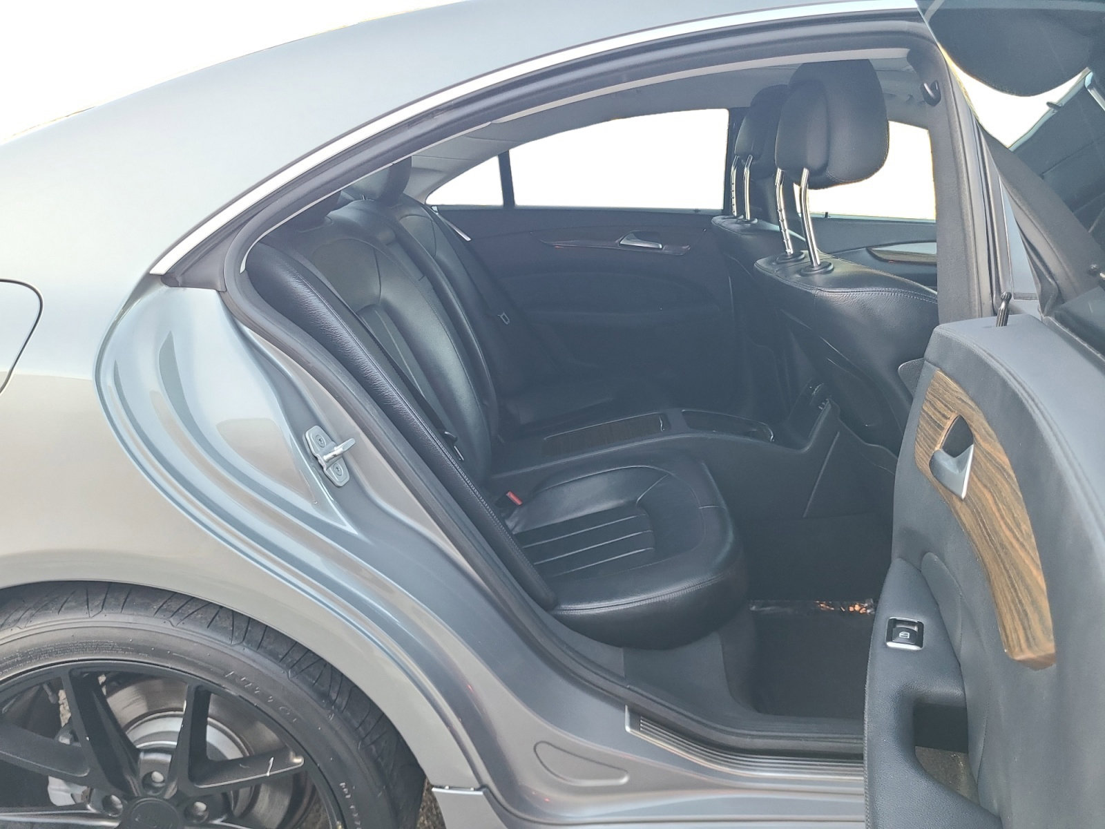 Used 2015 Mercedes-Benz CLS 400 image 23