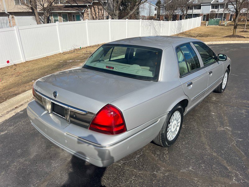 Used 2007 Mercury Grand Marquis LS image 11