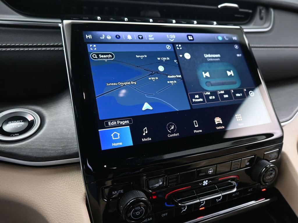 Used 2024 Jeep Grand Cherokee L Limited w/ Trailer Tow Package image 36