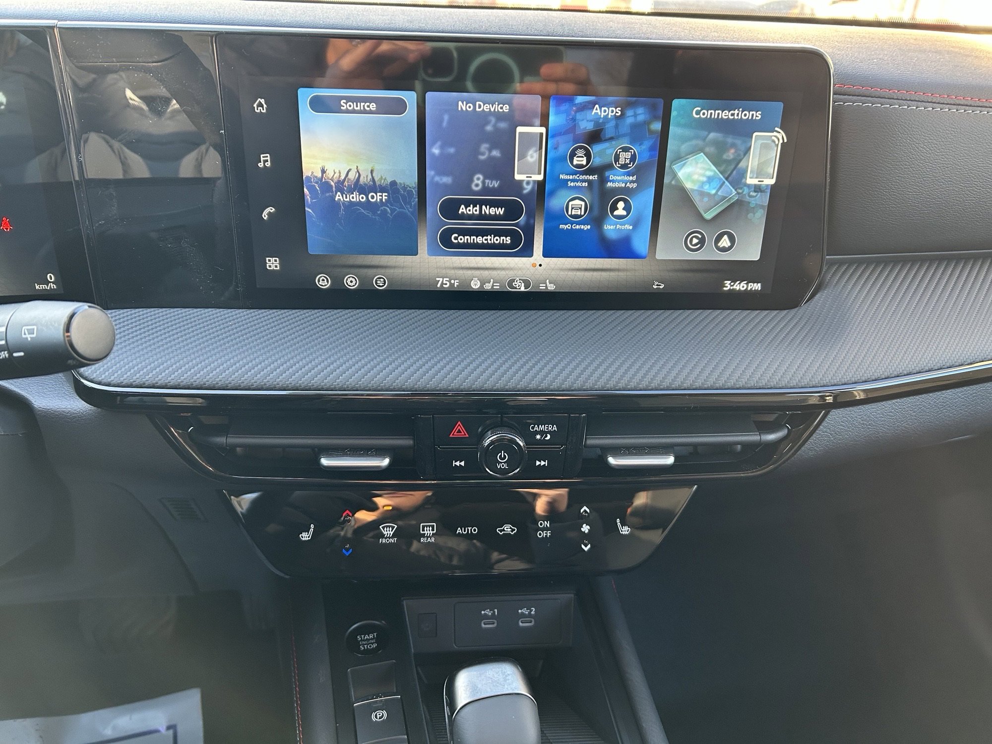 New 2026 Nissan Kicks SR w/ SR Premium Package AWD/4WD image 16