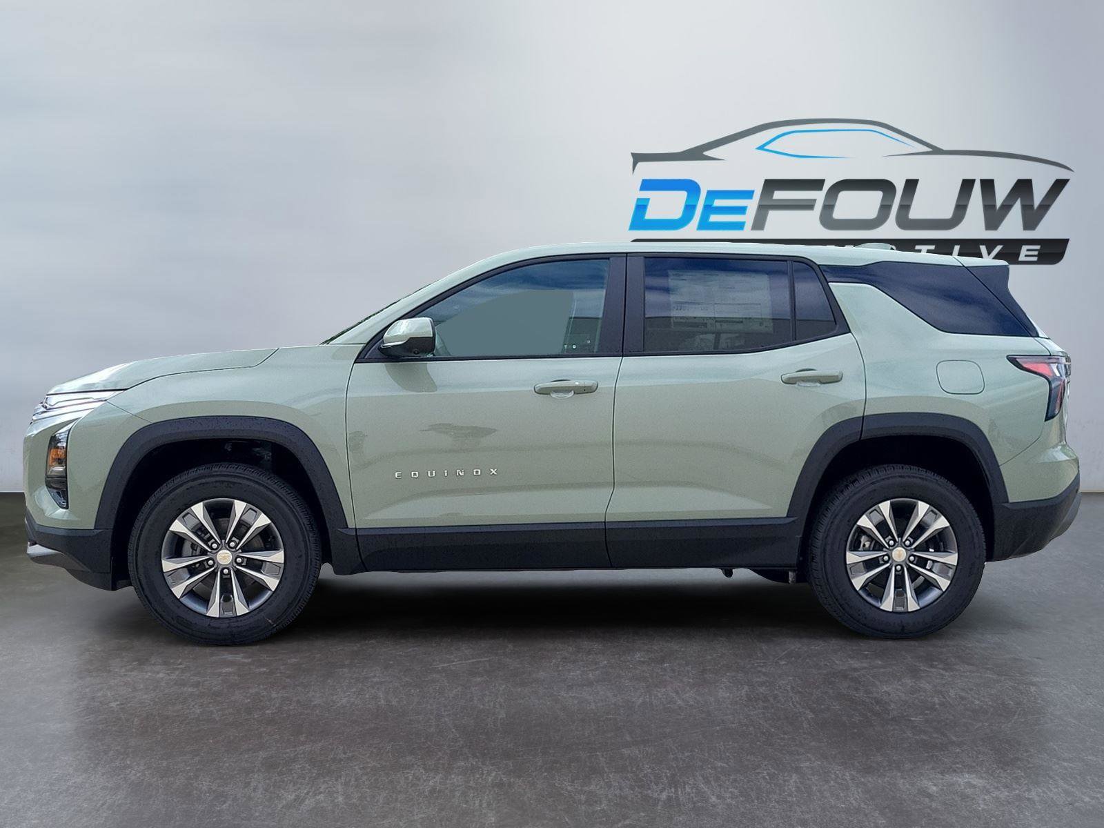 Used 2025 Chevrolet Equinox LT w/ Safety and Technology Package image 6