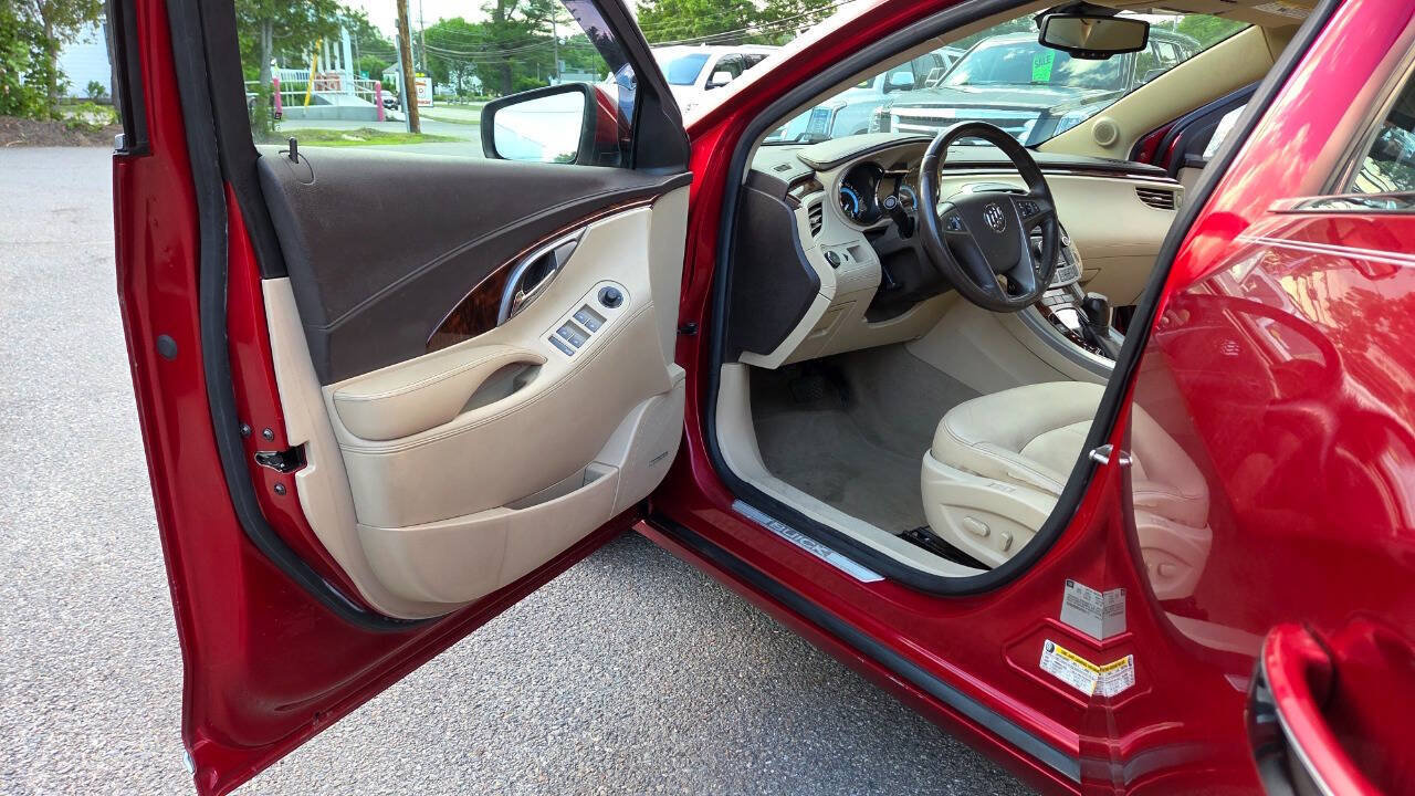 Used 2012 Buick LaCrosse Premium w/ Entertainment Package FWD image 25