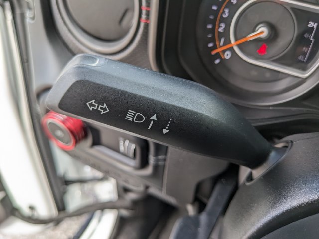 Used 2024 Jeep Wrangler Rubicon AWD/4WD image 32