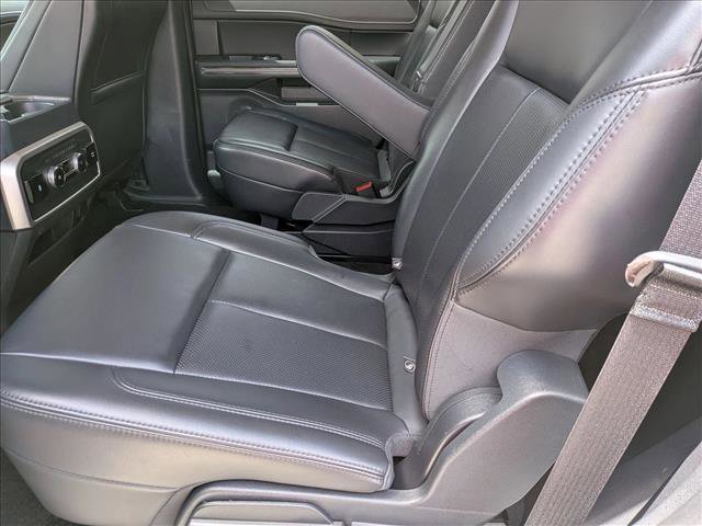 Used 2023 Ford Expedition XLT RWD image 19
