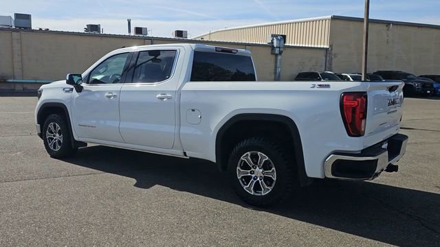 Used 2023 GMC Sierra 1500 SLE w/ X31 Off-Road Package image 6