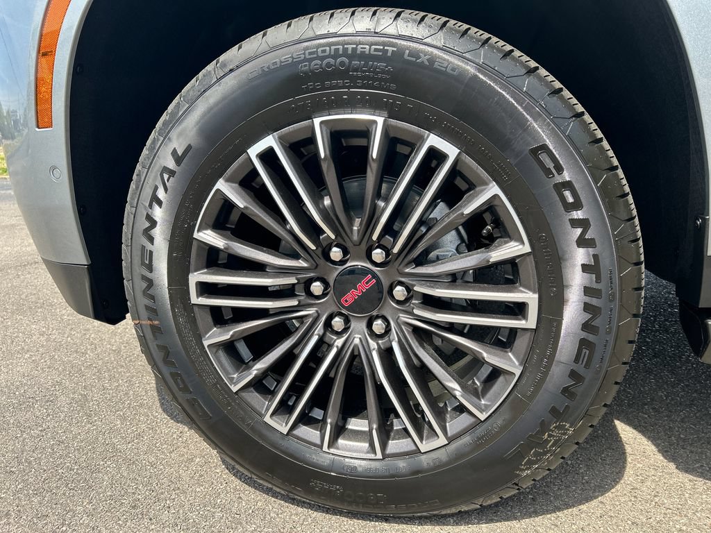 New 2026 GMC Yukon Elevation w/ LPO, Floor Liner Package AWD/4WD image 49