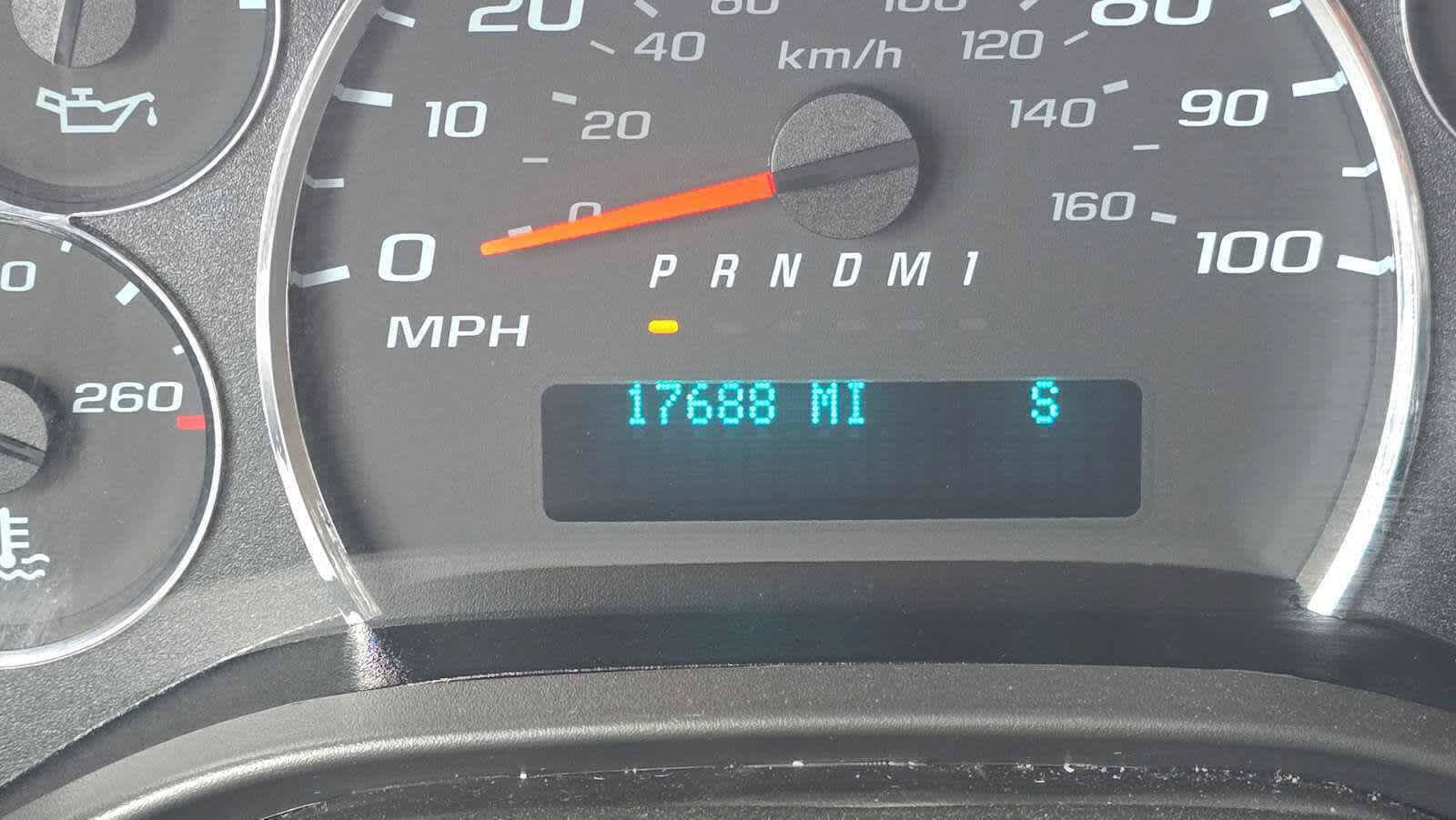 Used 2025 Chevrolet Express 2500 Extended w/ Driver Convenience Package RWD image 31