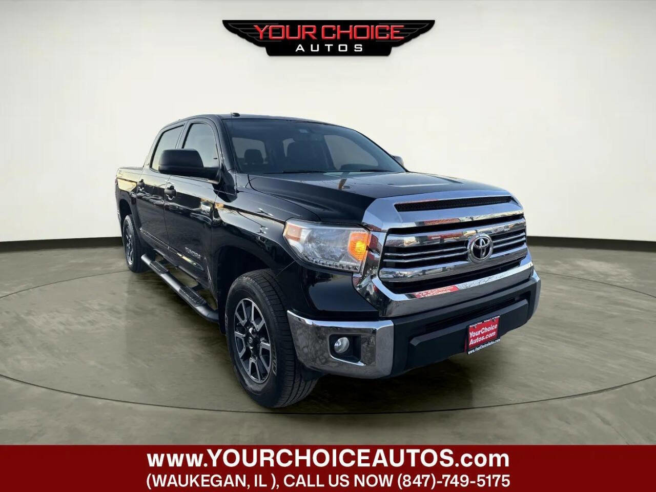 Used 2017 Toyota Tundra SR5 w/ TRD Off Road Package AWD/4WD image 7