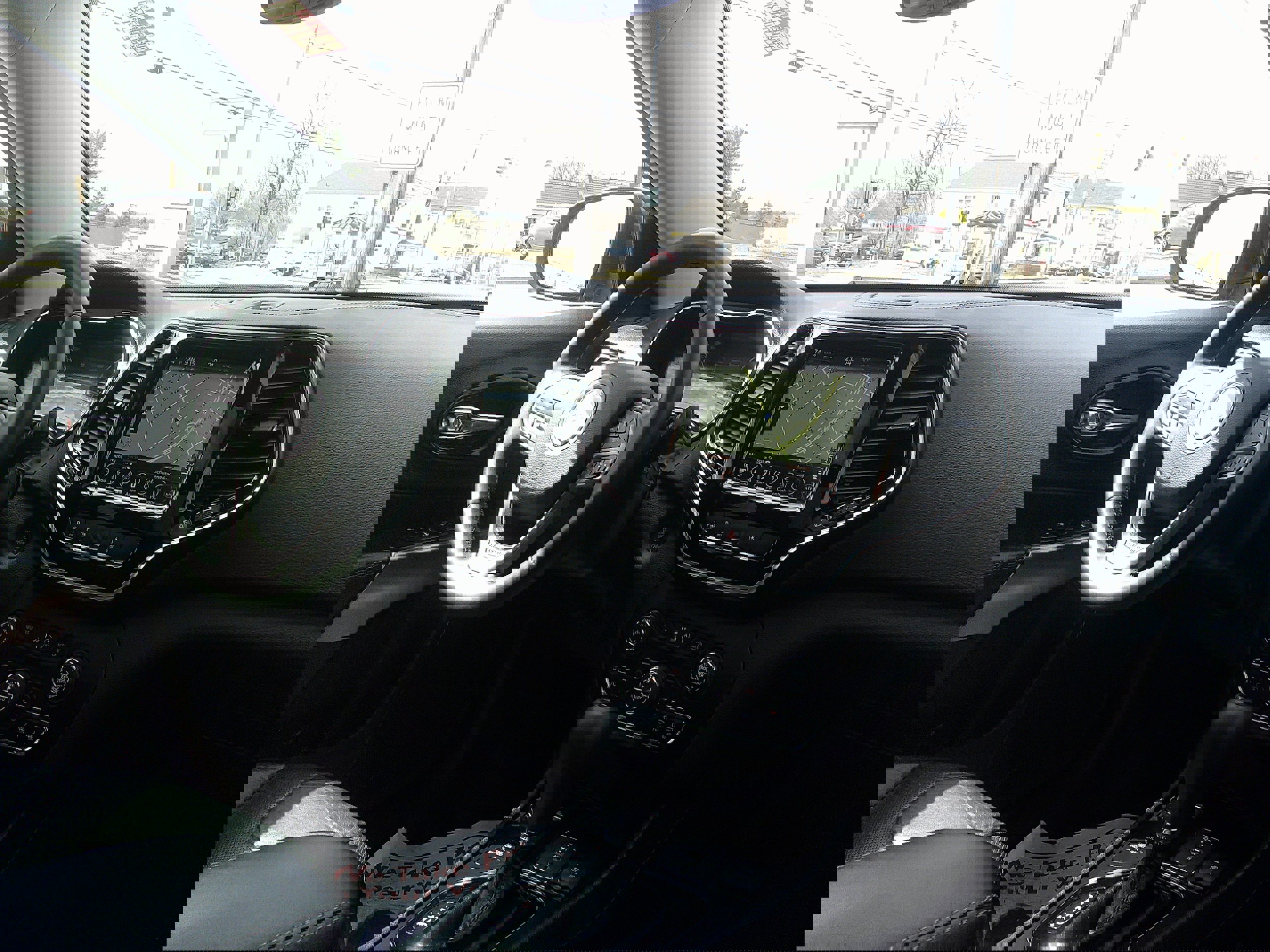 Used 2019 Jeep Cherokee Limited w/ Luxury Group image 25