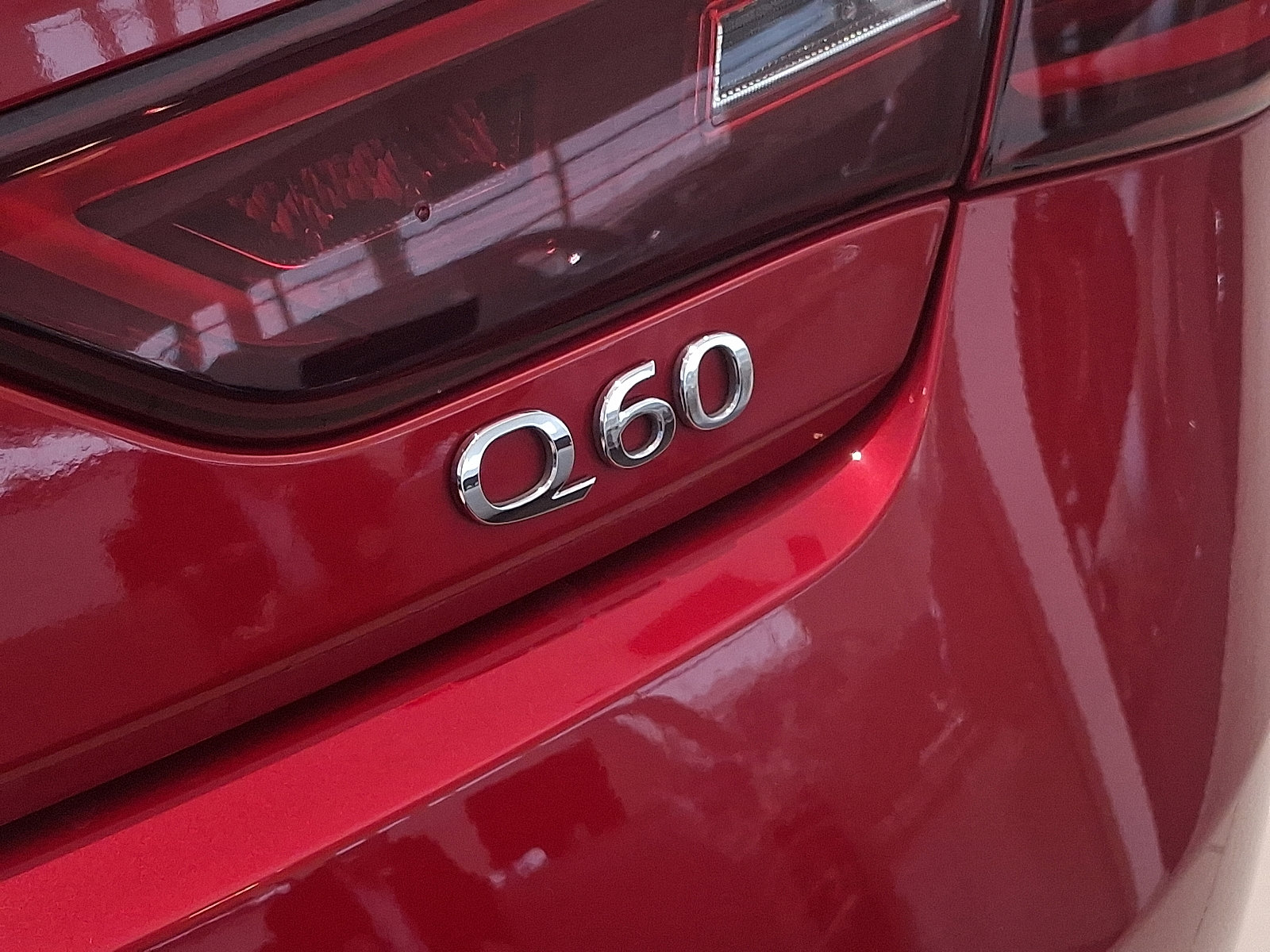 Certified 2022 INFINITI Q60 3.0t Luxe w/ Cargo Package image 32