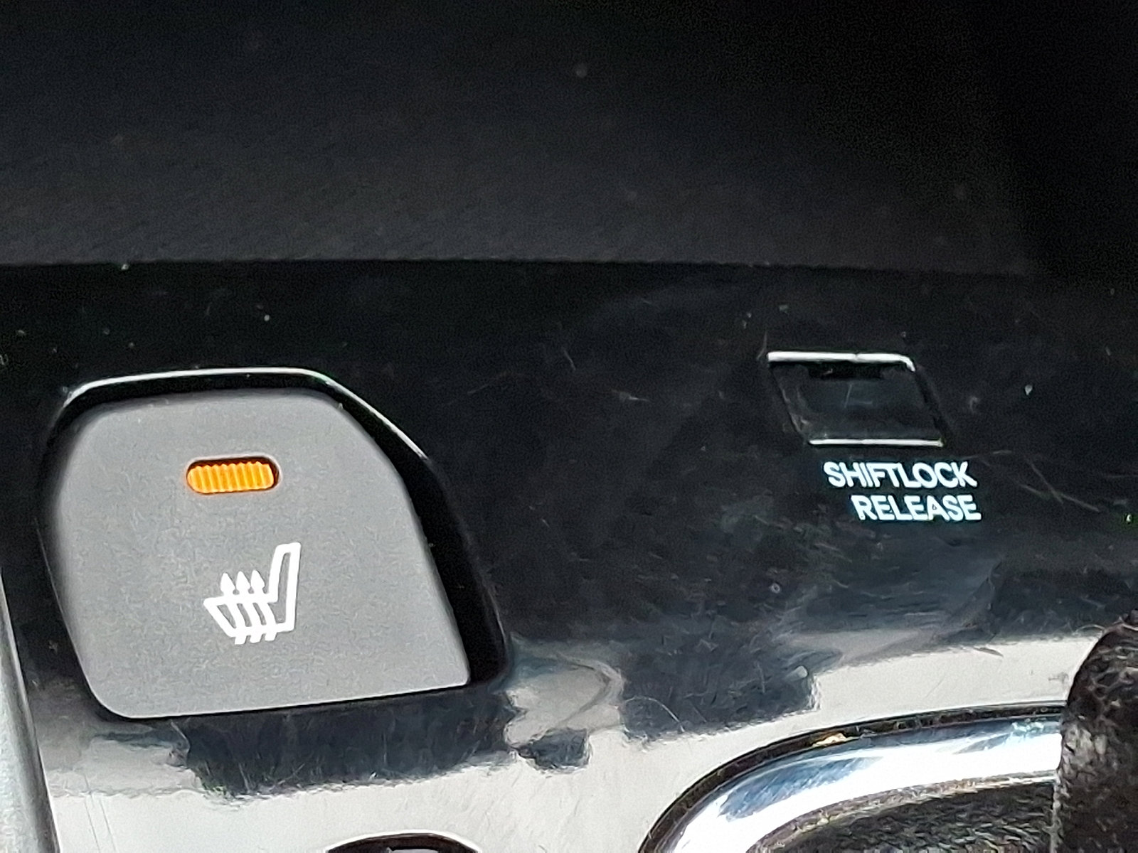 Used 2013 Kia Forte Koup SX w/ Leather Pkg image 24