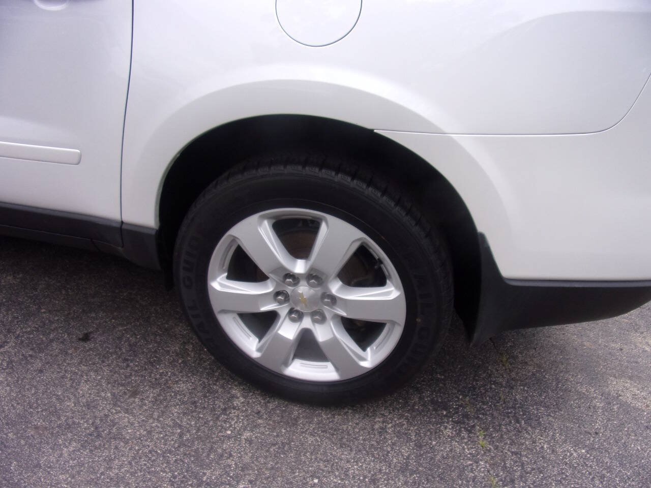 Used 2017 Chevrolet Traverse LT w/ Style and Technology Package AWD/4WD image 13