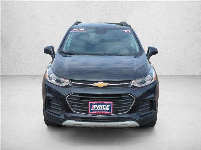Used 2021 Chevrolet Trax LT AWD/4WD image 2