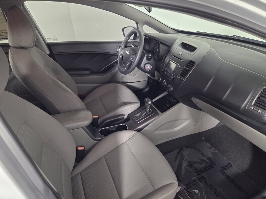 Used 2016 Kia Forte LX w/ LX Popular Plus Package FWD image 33