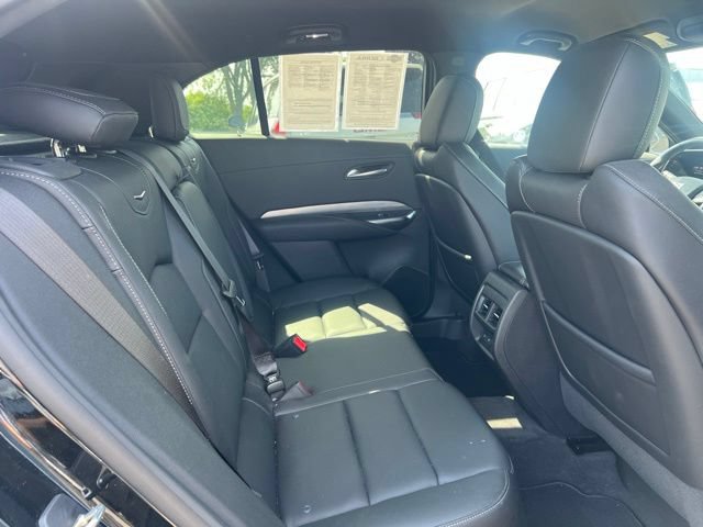 Used 2024 Cadillac XT4 Premium Luxury AWD/4WD image 7