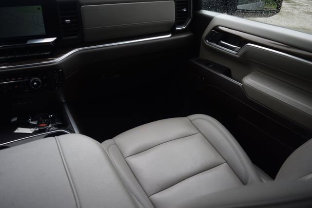 Used 2024 Chevrolet Silverado 3500 LT w/ All Star Edition AWD/4WD image 13
