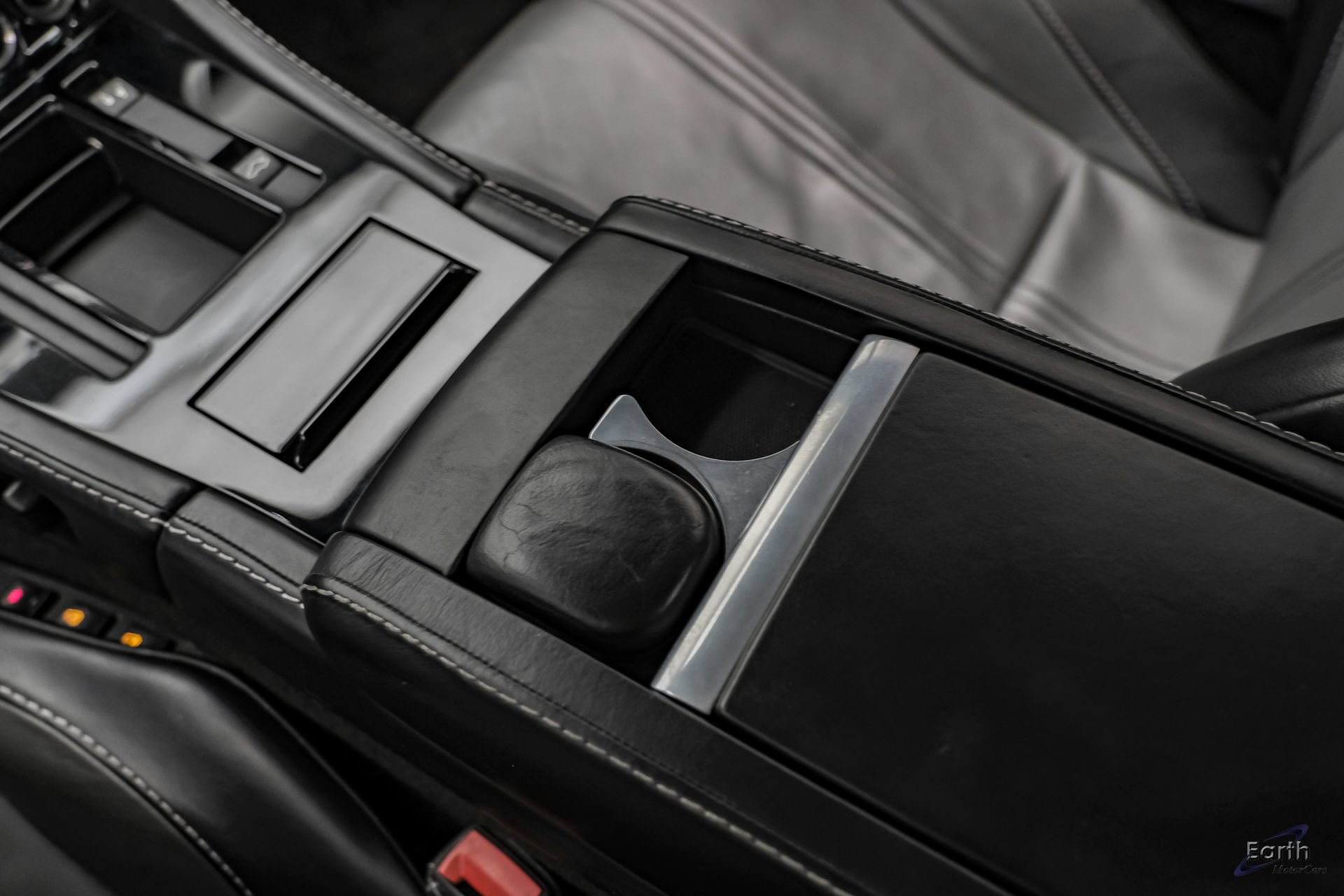 Used 2014 Aston Martin V8 Vantage S RWD image 57
