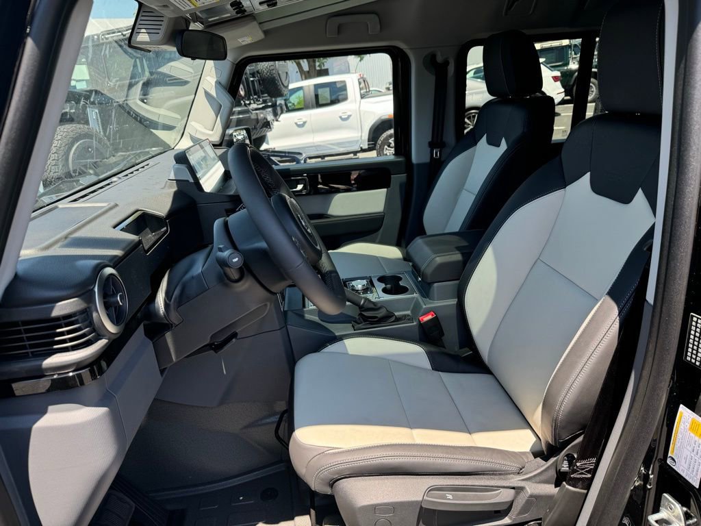 New 2025 INEOS Grenadier Fieldmaster Edition image 5