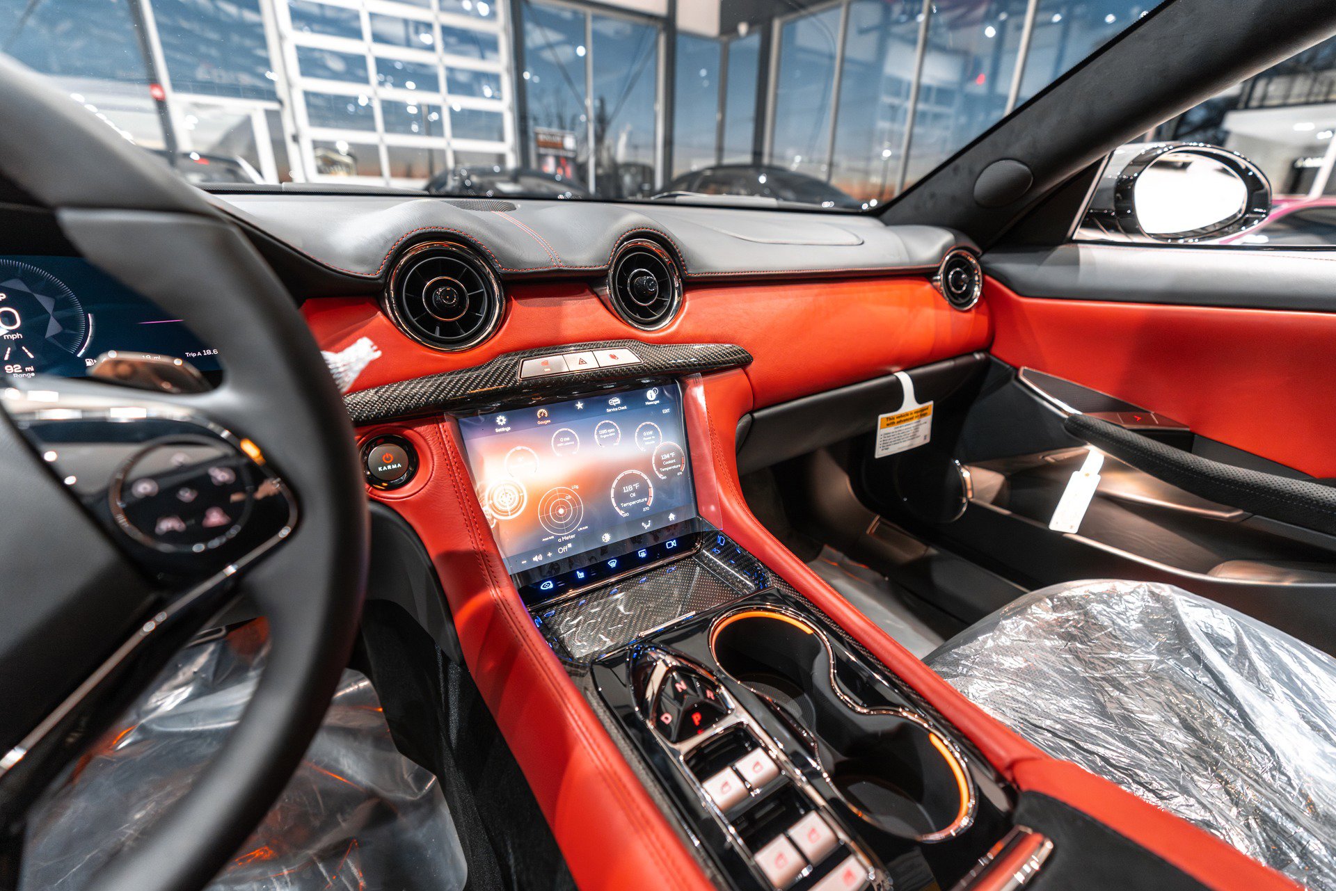 Used 2025 Karma Revero Luxury image 13