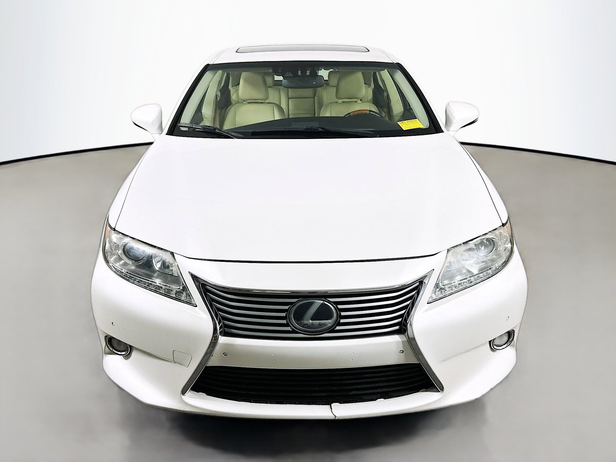 Used 2014 Lexus ES 300h image 2