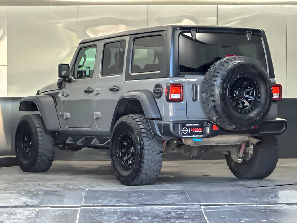 Used 2023 Jeep Wrangler Unlimited w/ Cold Weather Group AWD/4WD image 5
