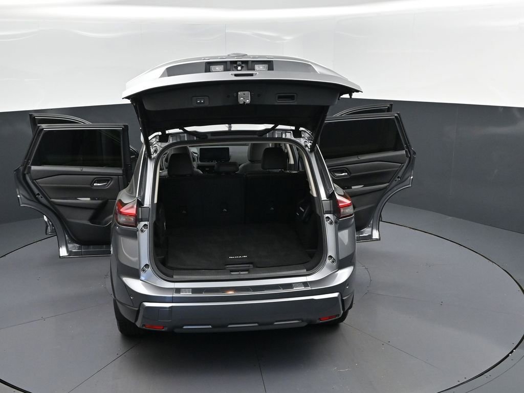 Used 2024 Nissan Rogue SL w/ SL Premium Package image 49