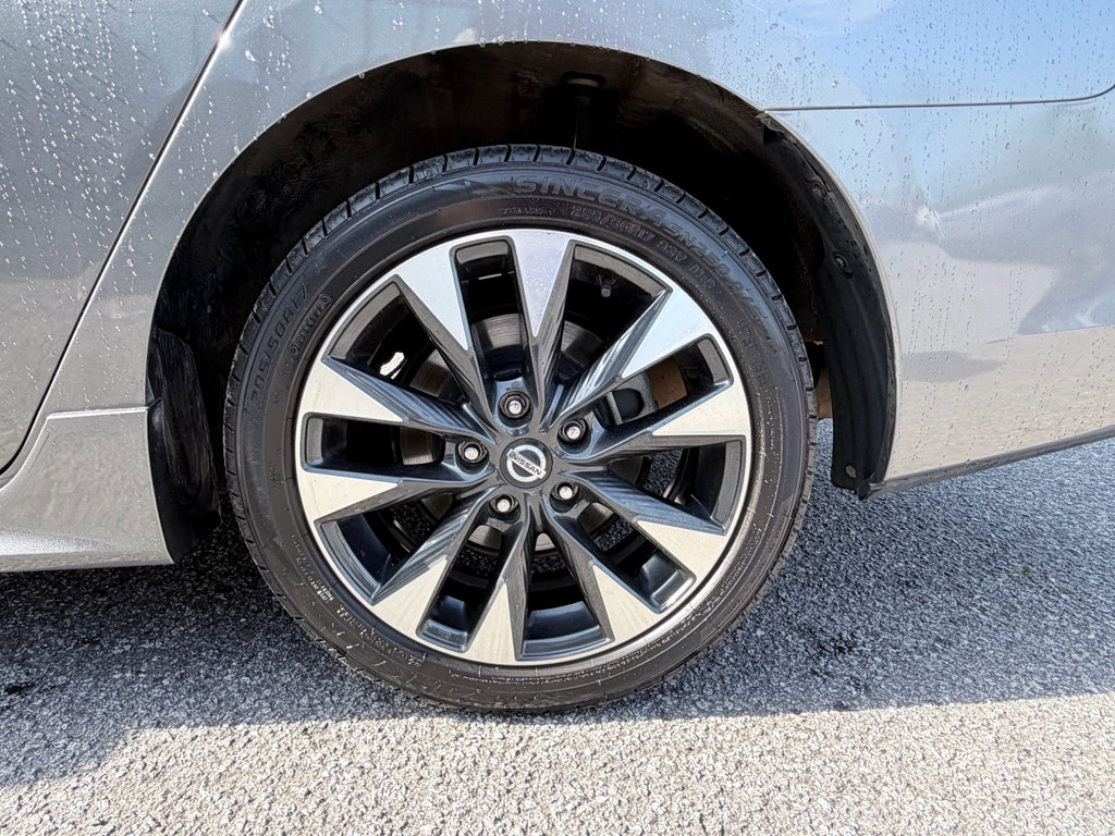 Used 2019 Nissan Sentra SR image 31