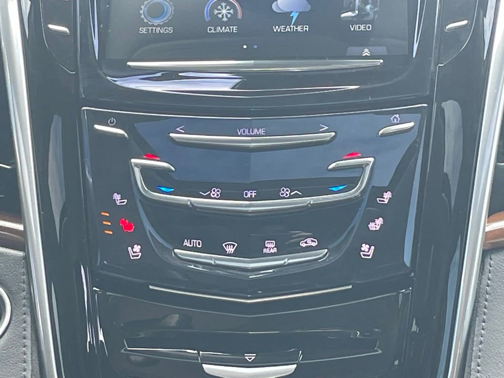 Certified 2020 Cadillac Escalade Luxury w/ Escalade Sport Edition image 44