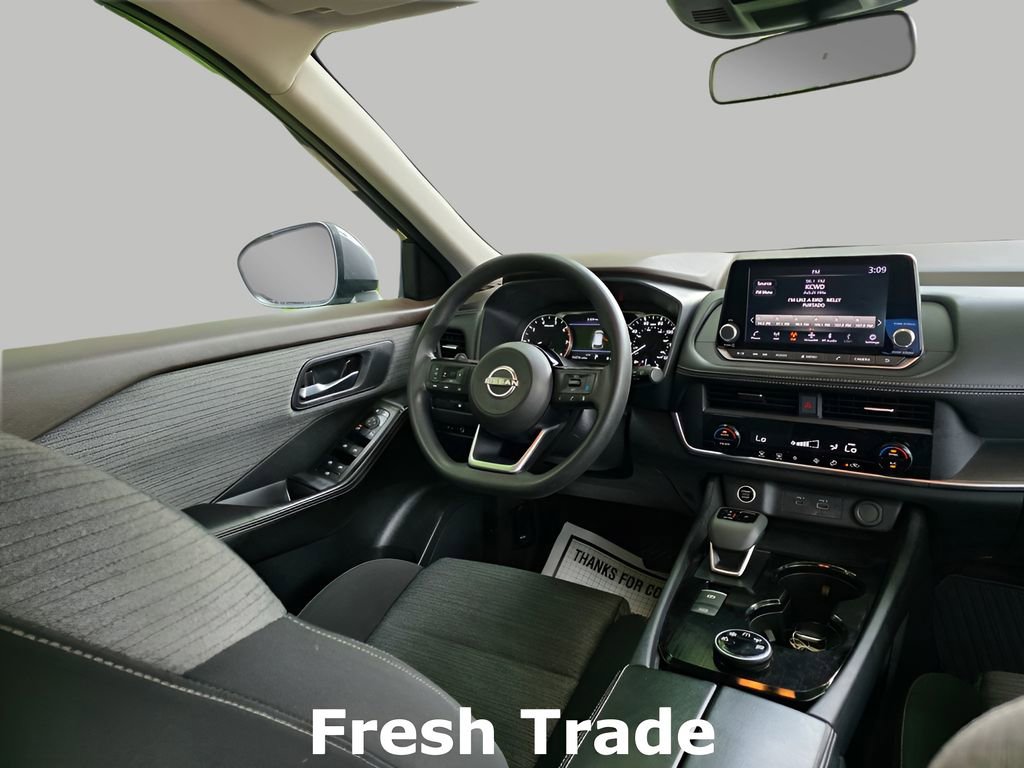 Used 2023 Nissan Rogue SV AWD/4WD image 10