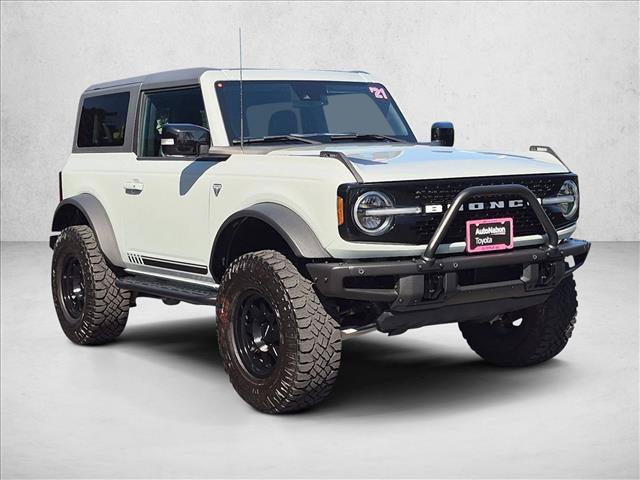 Used 2021 Ford Bronco First Edition AWD/4WD image 3