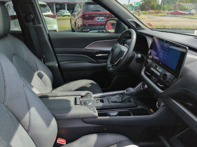 Certified 2026 Toyota Grand Highlander AWD Hybrid image 10