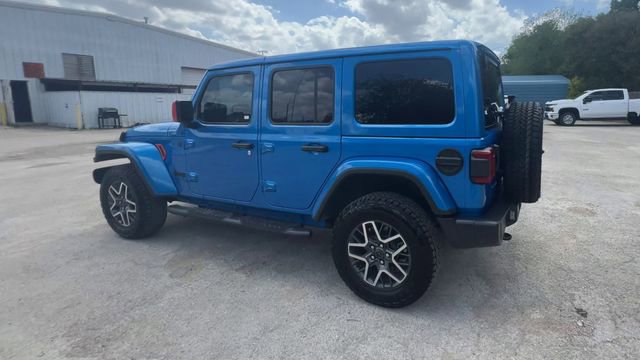 Used 2025 Jeep Wrangler Unlimited Sahara w/ Safety Group AWD/4WD image 6