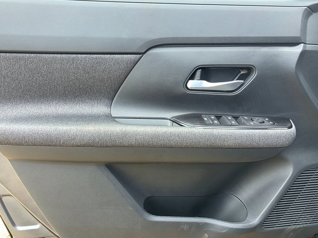 New 2026 Nissan Kicks SV image 13