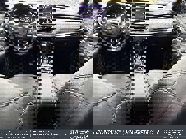 Used 2024 Jeep Compass Latitude image 17