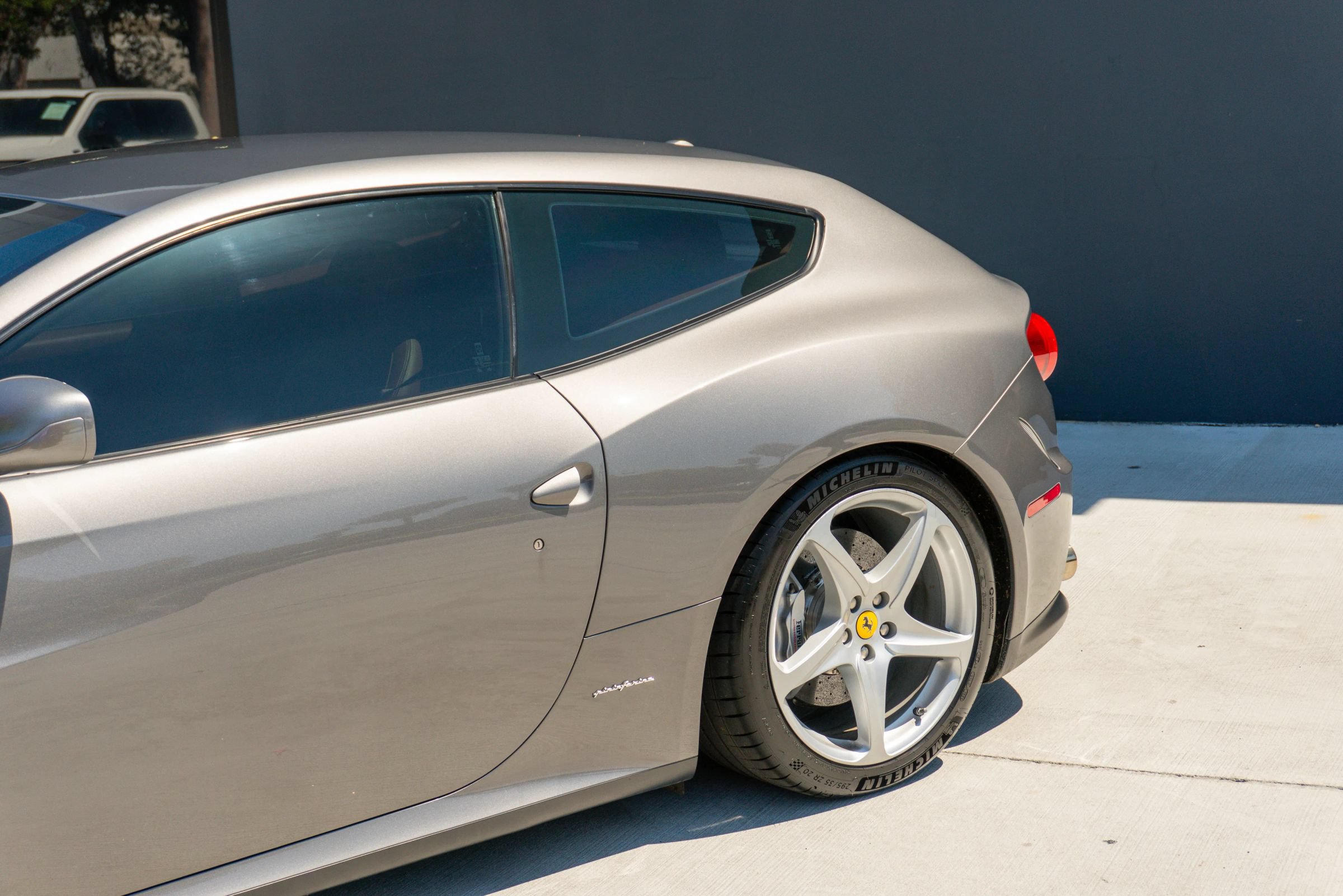 Used 2012 Ferrari FF AWD/4WD image 25