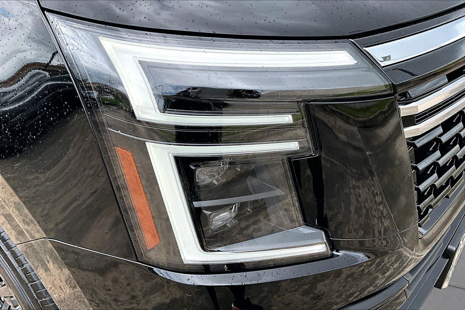 Used 2025 Nissan Armada SV AWD/4WD image 28