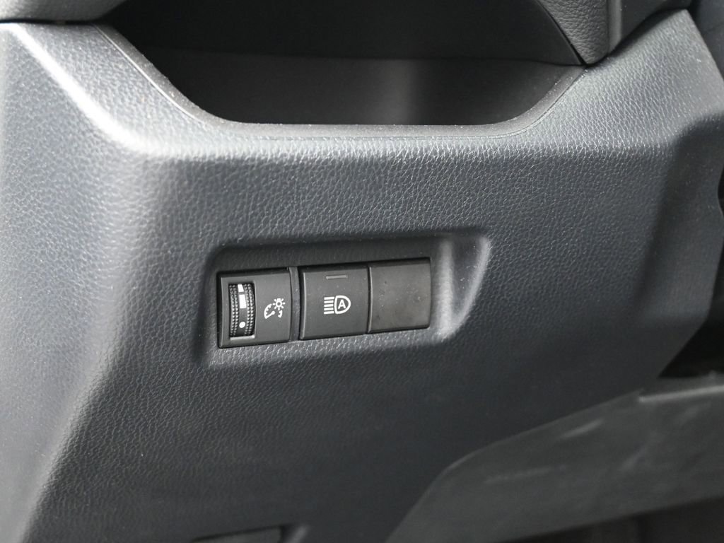 Used 2023 Toyota RAV4 XLE image 15