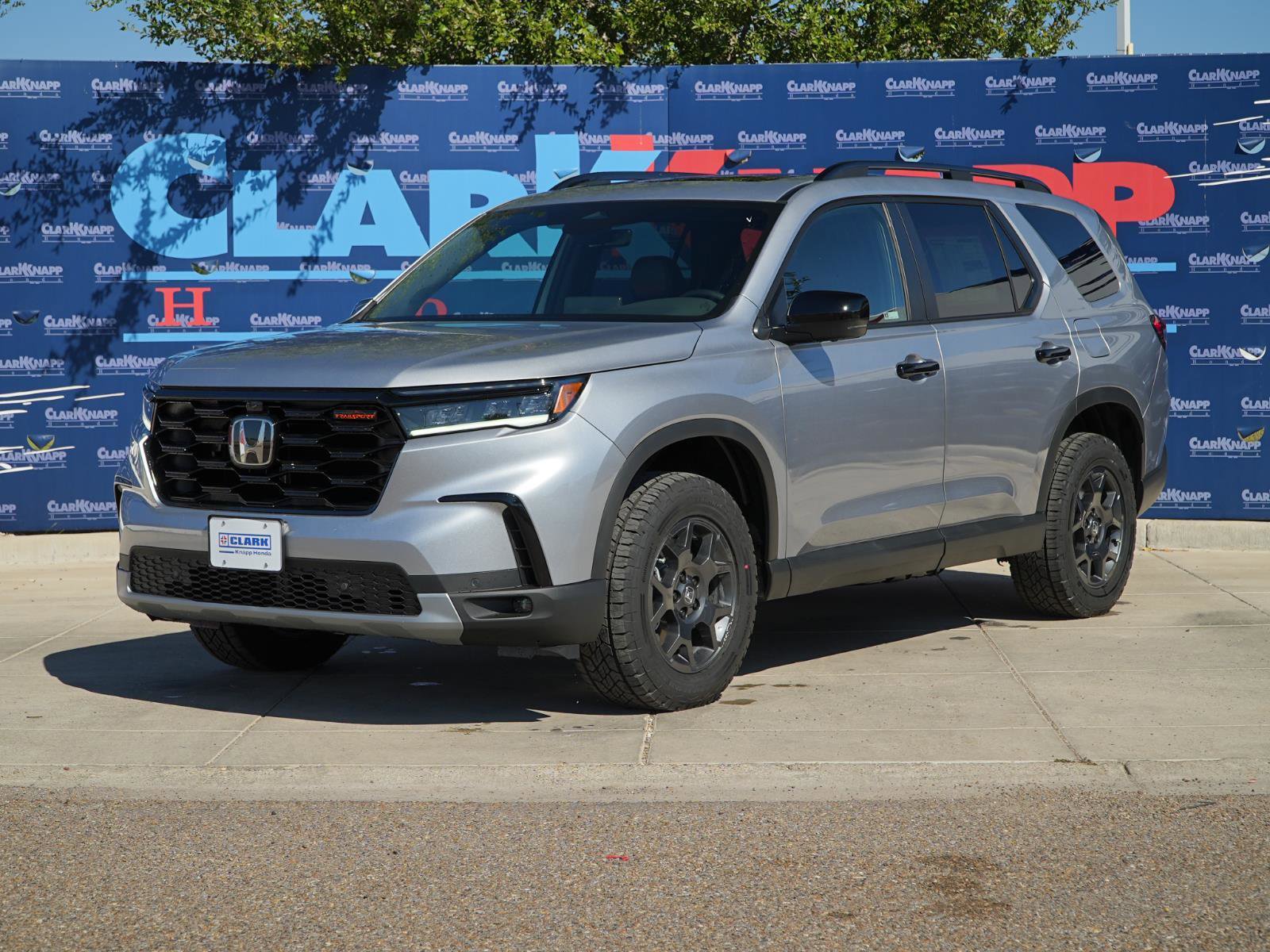 New 2025 Honda Pilot TrailSport