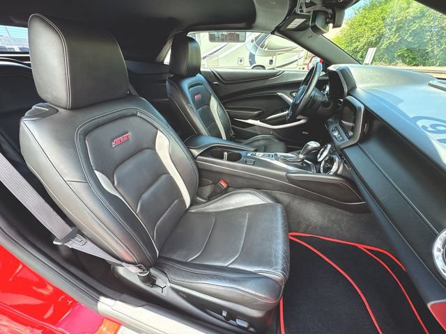 Used 2016 Chevrolet Camaro SS RWD image 29