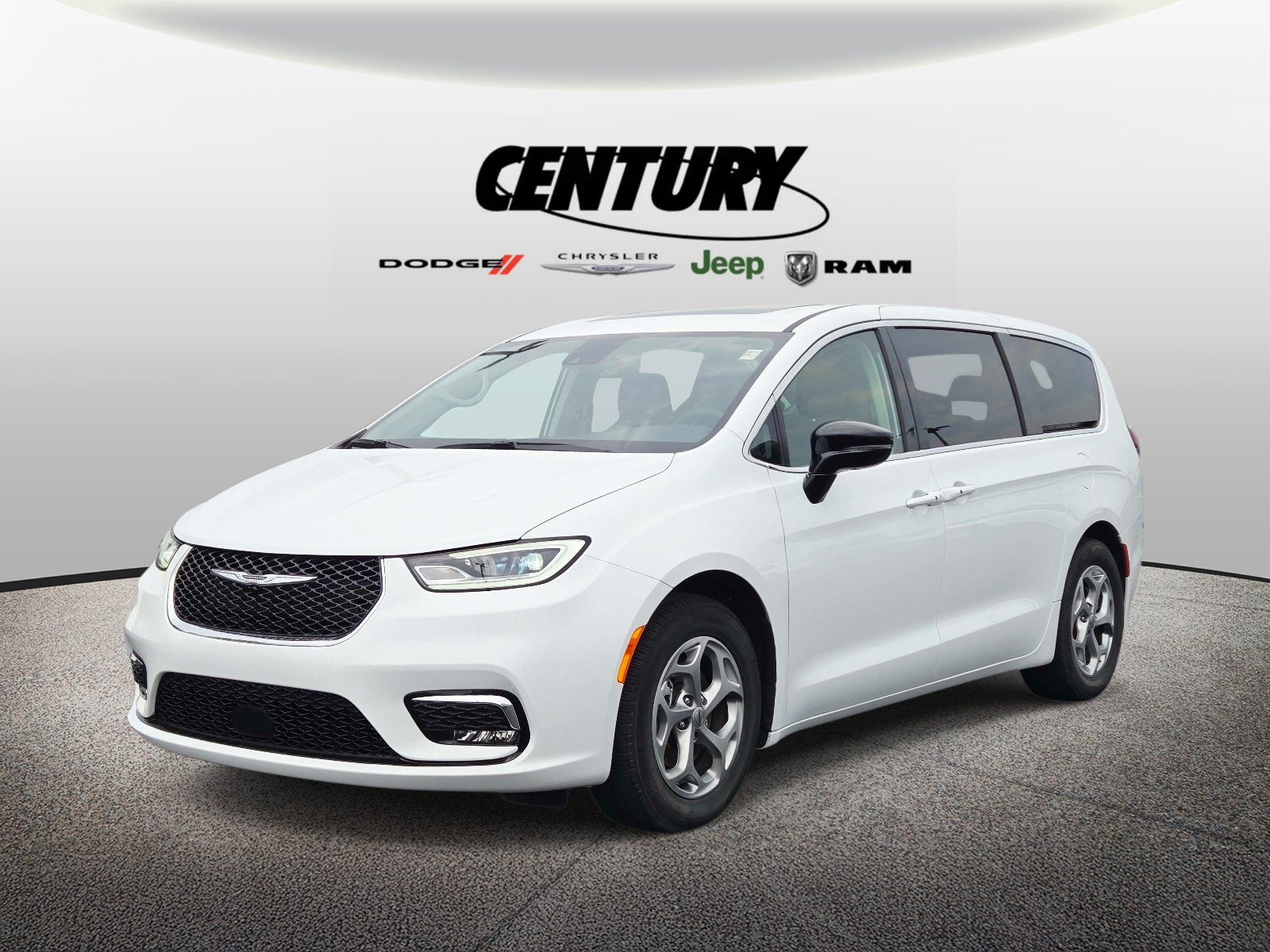Used 2024 Chrysler Pacifica Limited FWD image 8