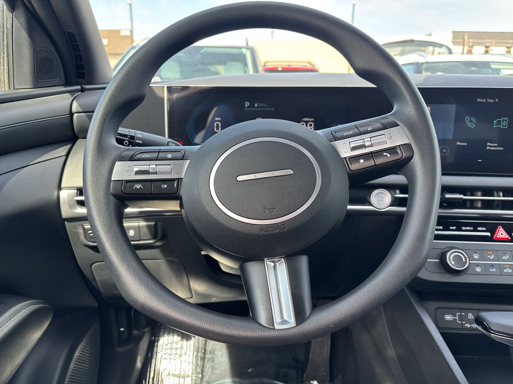 Certified 2025 Hyundai Santa Cruz SE AWD/4WD image 10