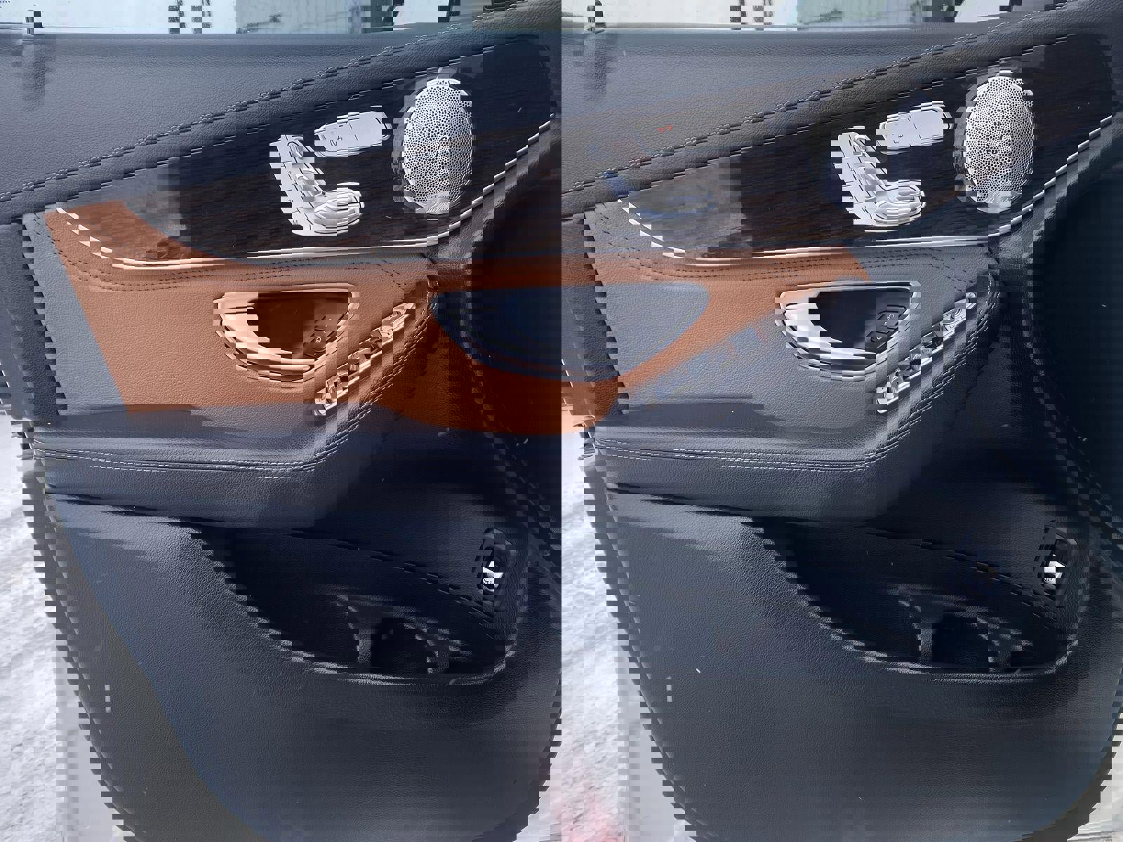 Used 2018 Mercedes-Benz GLC 300 4MATIC Coupe image 16