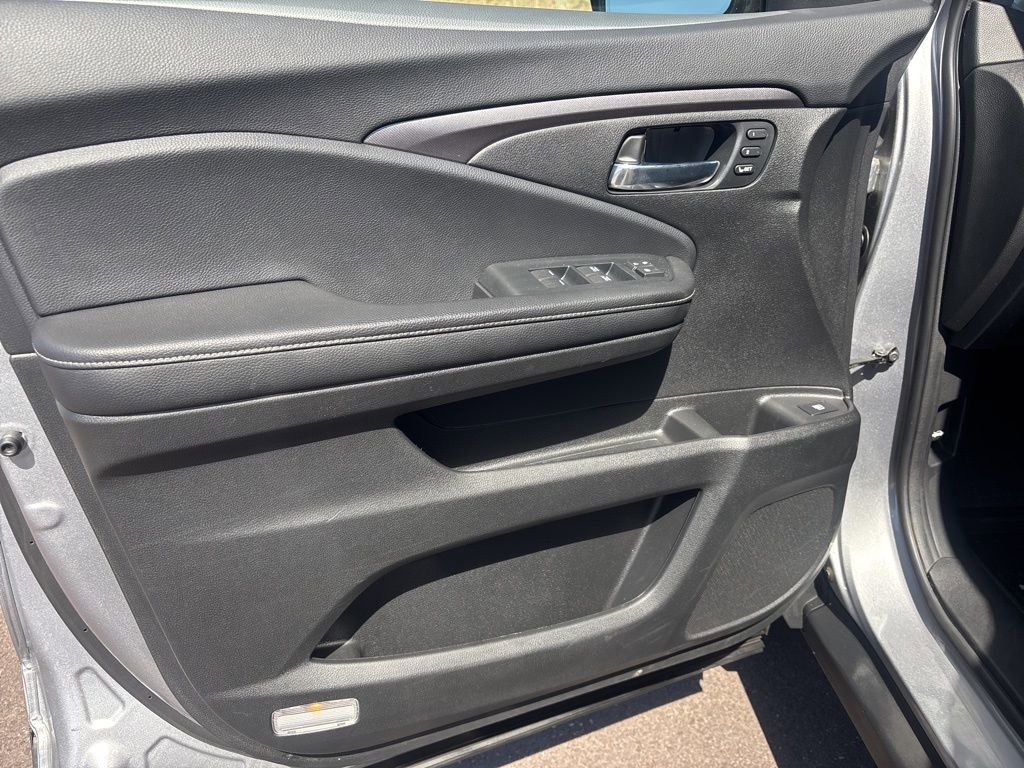 Used 2021 Honda Ridgeline RTL-E image 10