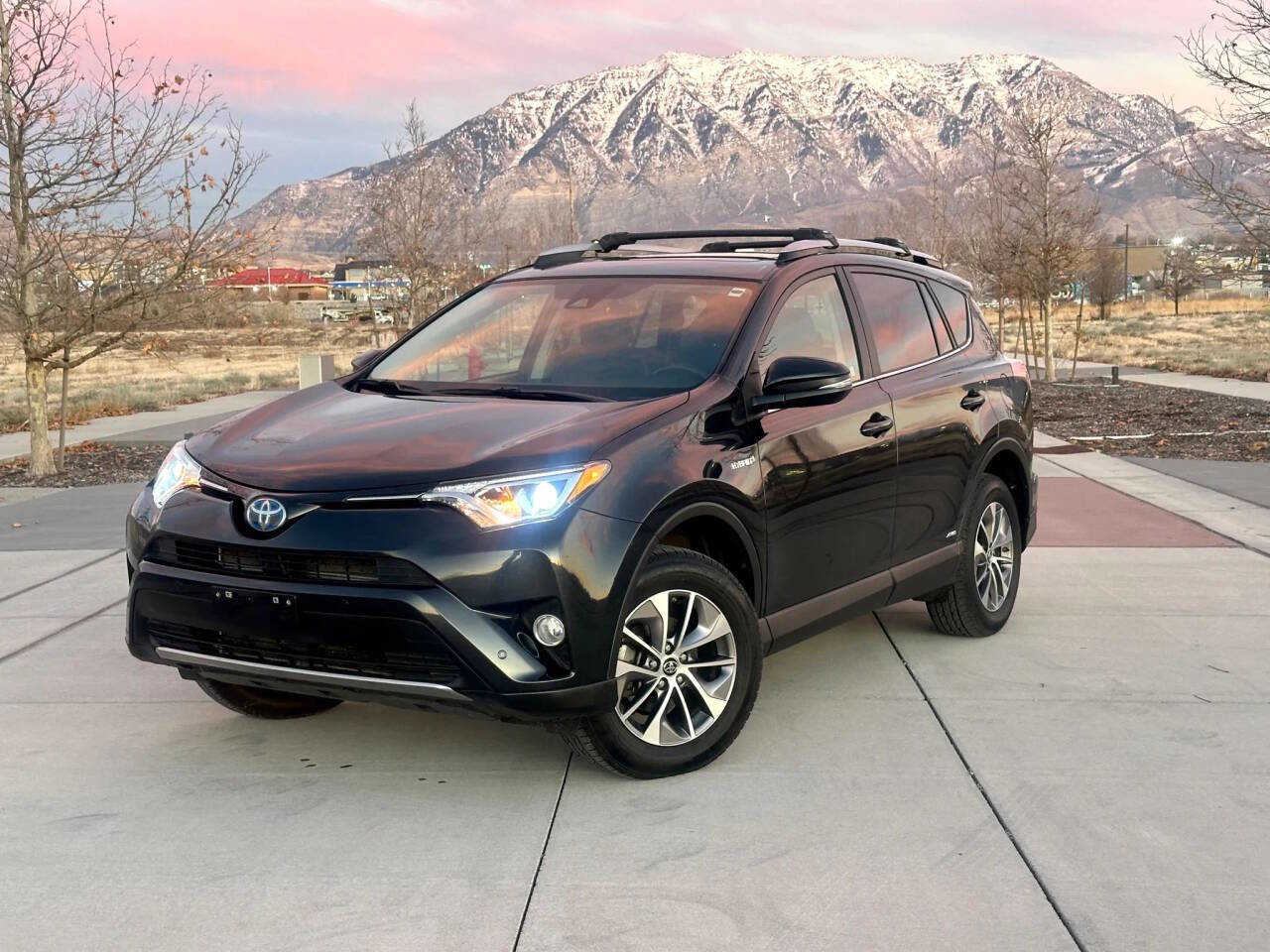 Used 2018 Toyota RAV4 LE