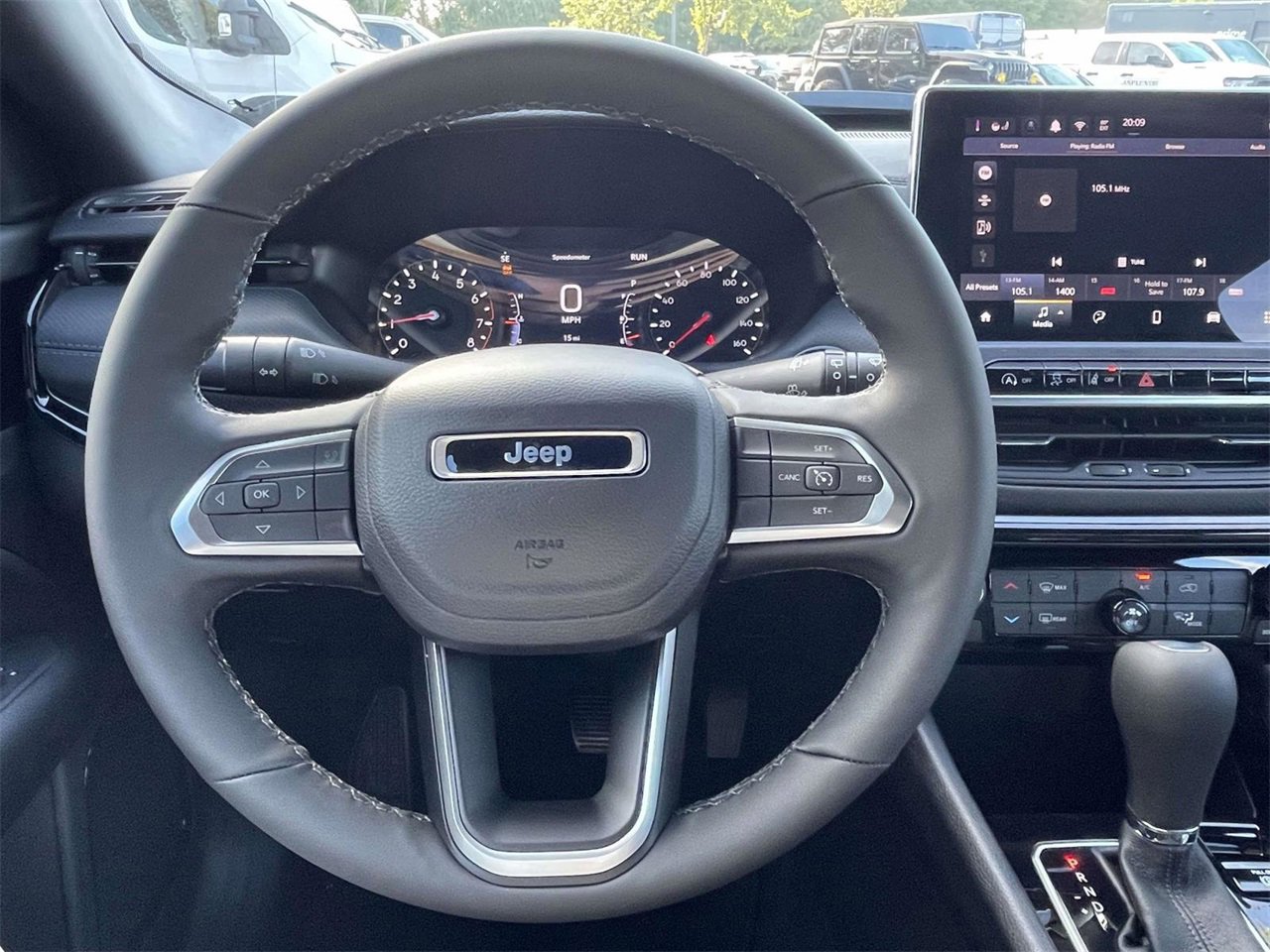 New 2026 Jeep Compass Latitude image 33