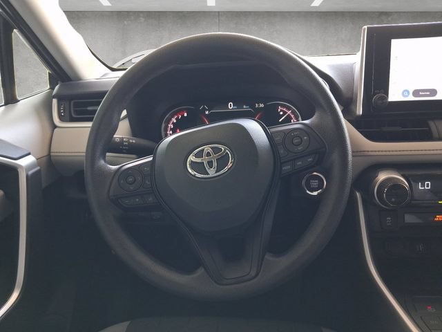 Used 2025 Toyota RAV4 XLE w/ Convenience Package FWD image 27