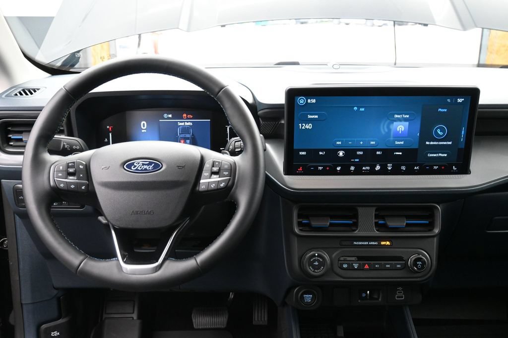 Used 2025 Ford Maverick Lobo AWD/4WD image 11