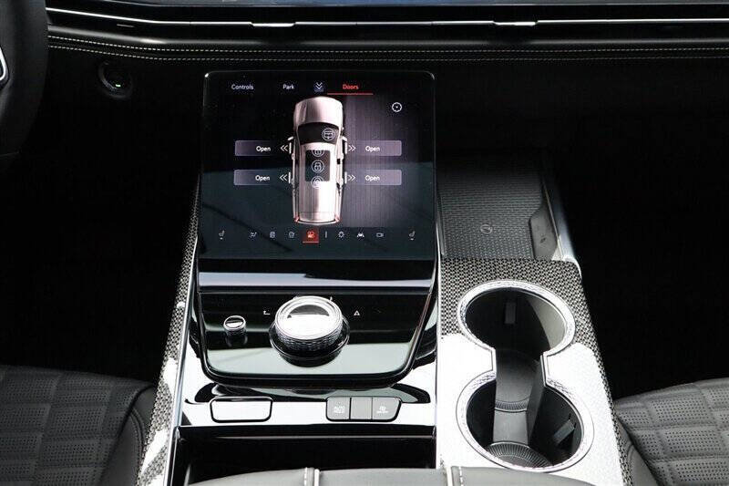 Used 2026 Cadillac Escalade V w/ LPO, ONYX Package image 21