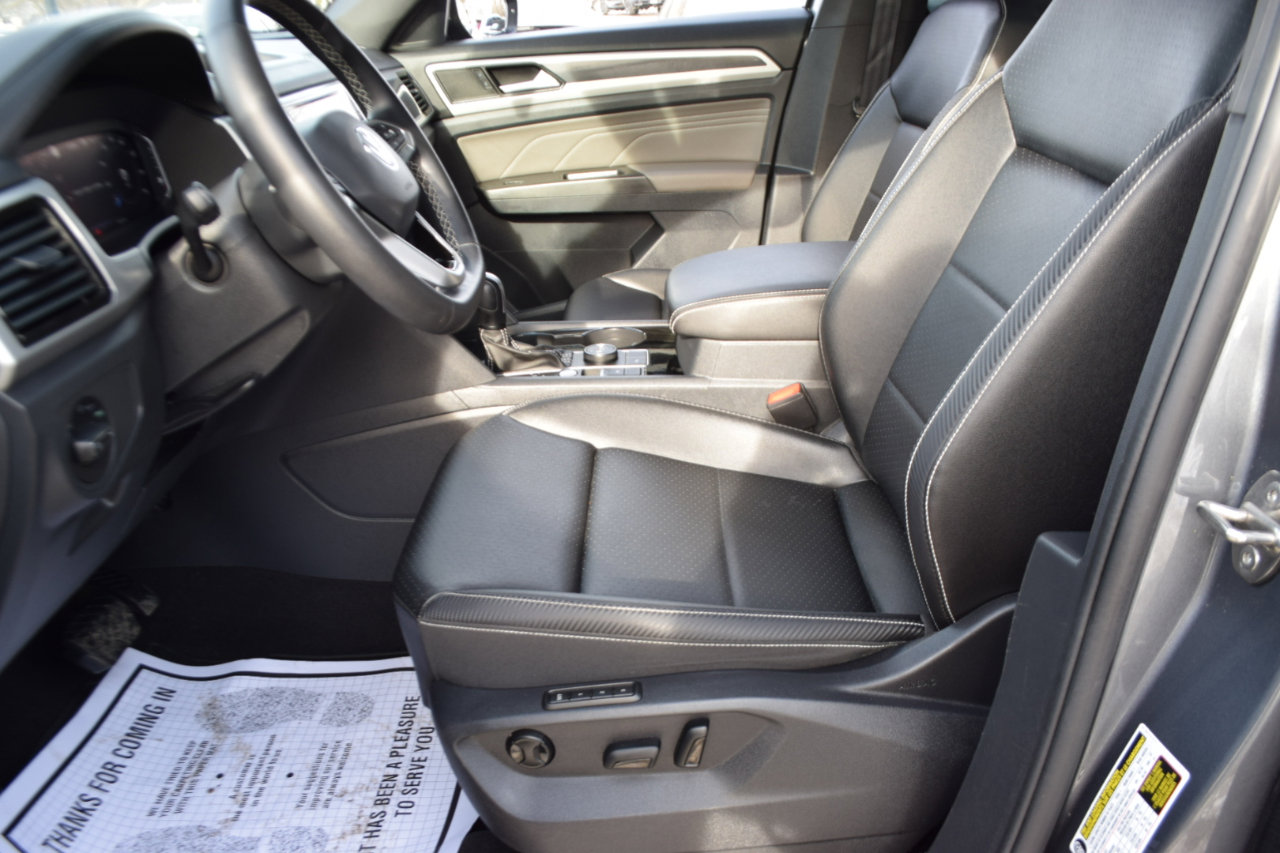 Used 2023 Volkswagen Atlas Cross Sport SEL image 10